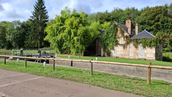 Such a pretty little lock!